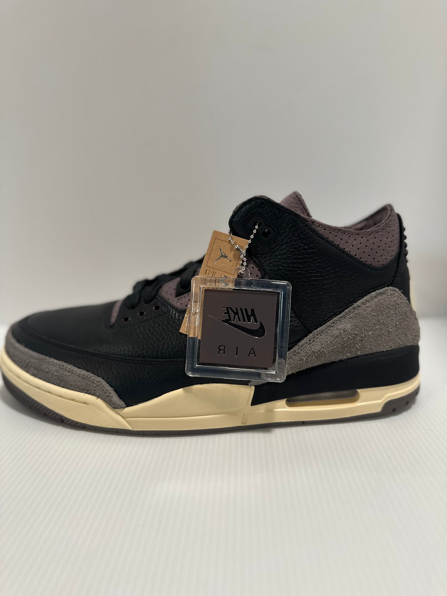 Jordan 3 Retro OG SP A Ma Maniére While You Were Sleeping (Women's)