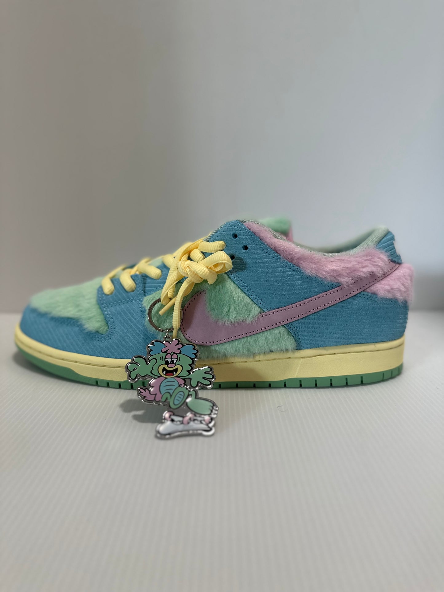 Nike SB Dunk Low Verdy Visty