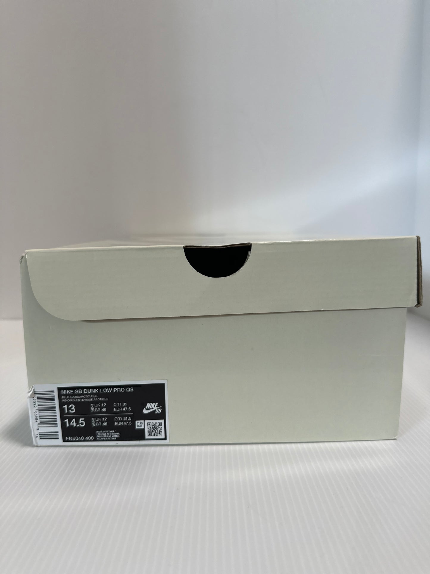 Nike SB Dunk Low Verdy Visty
