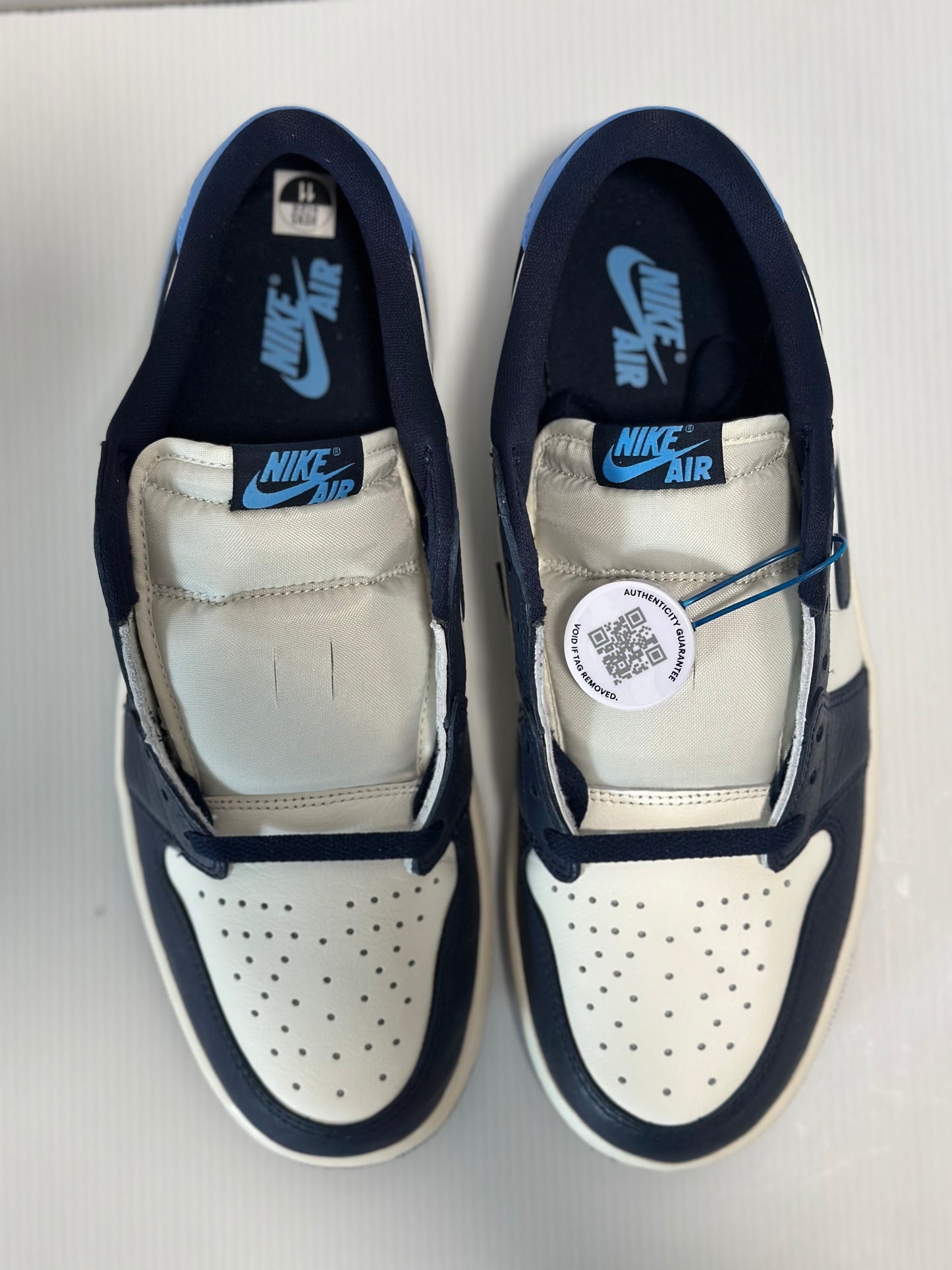 Jordan 1 Low OG Obsidian UNC