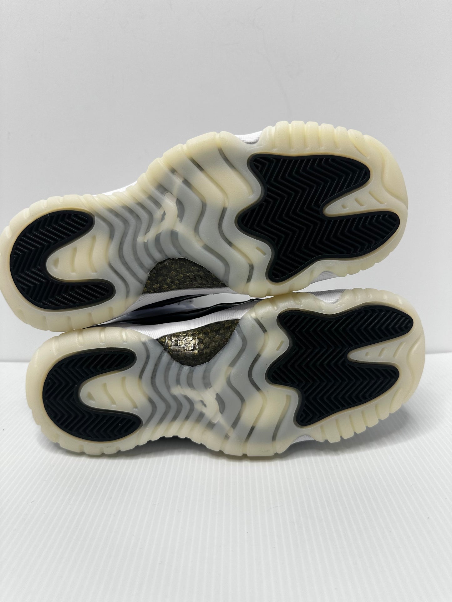 Jordan 11 Retro DMP Gratitude (2023) (GS)
