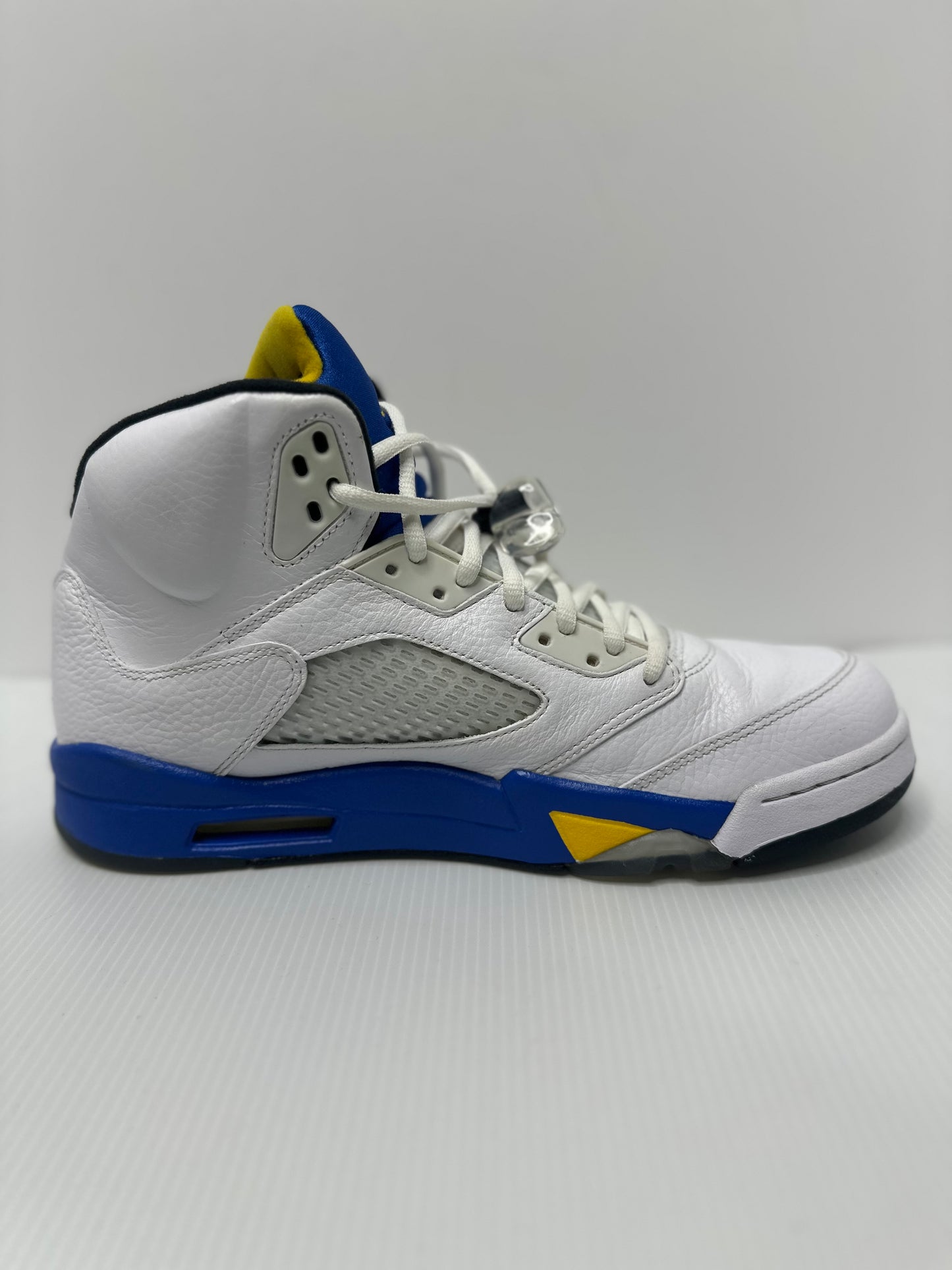 Preowned Jordan 5 Retro Laney (2013)