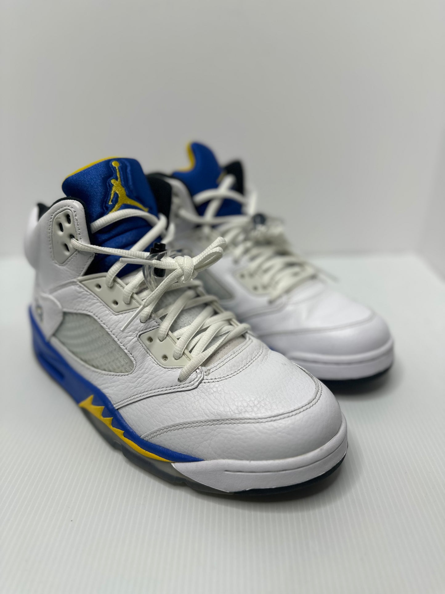 Preowned Jordan 5 Retro Laney (2013)