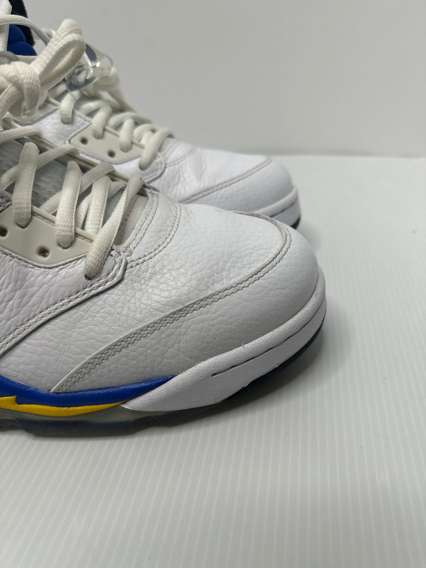 Preowned Jordan 5 Retro Laney (2013)