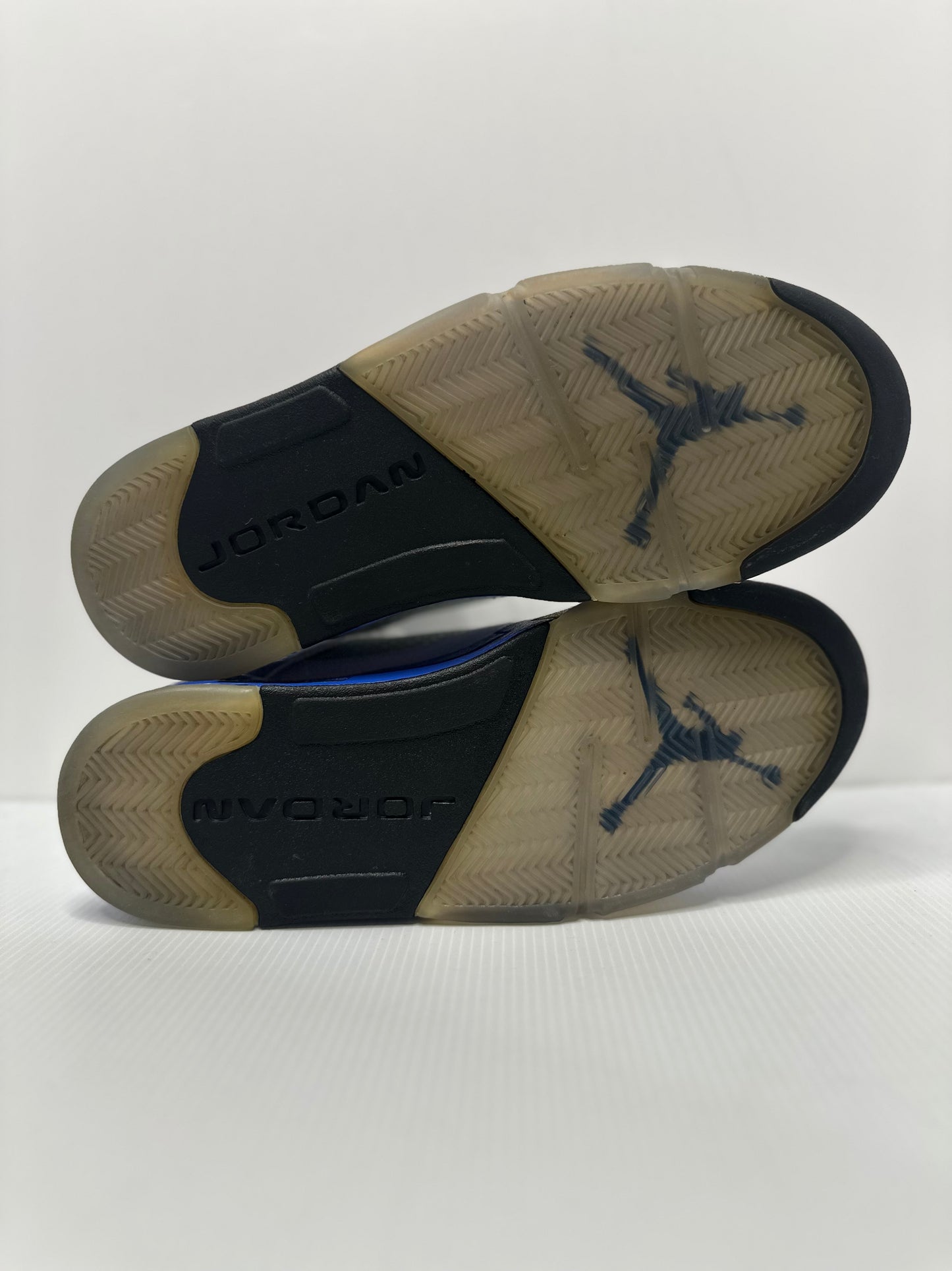 Preowned Jordan 5 Retro Laney (2013)