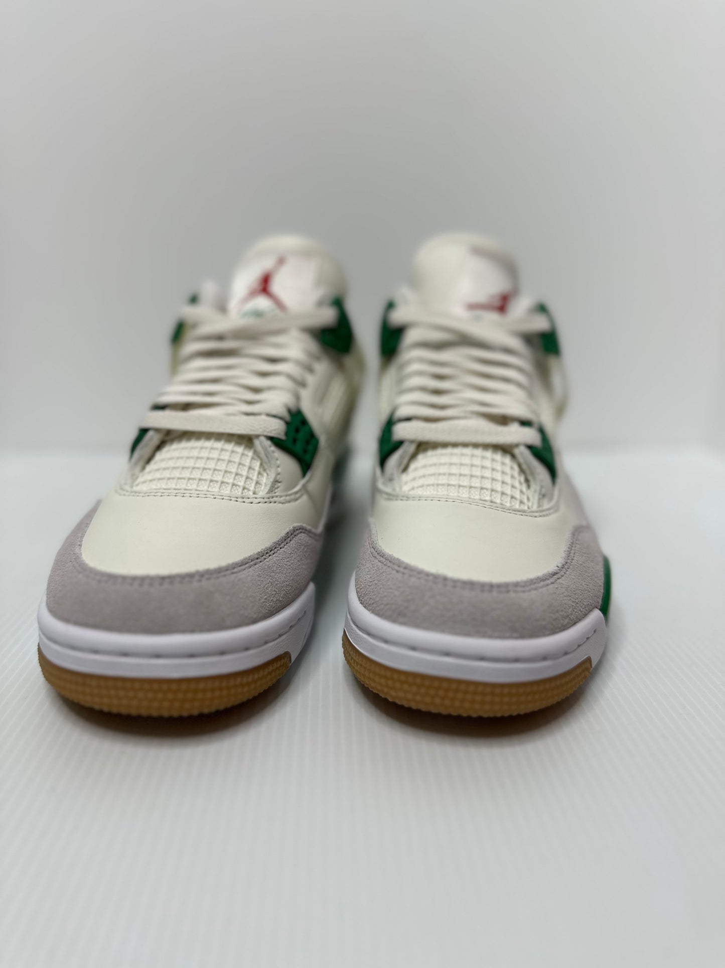 Jordan 4 SB Pine Green