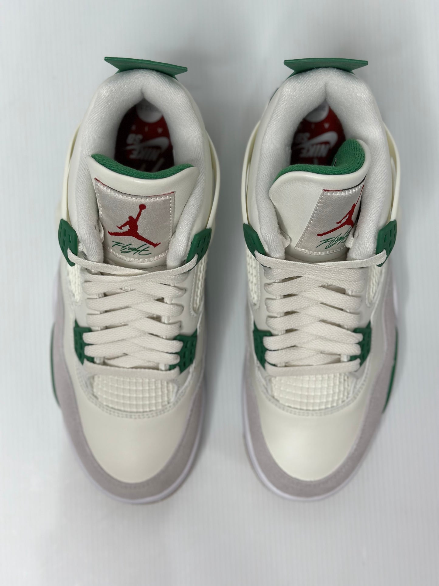 Jordan 4 SB Pine Green