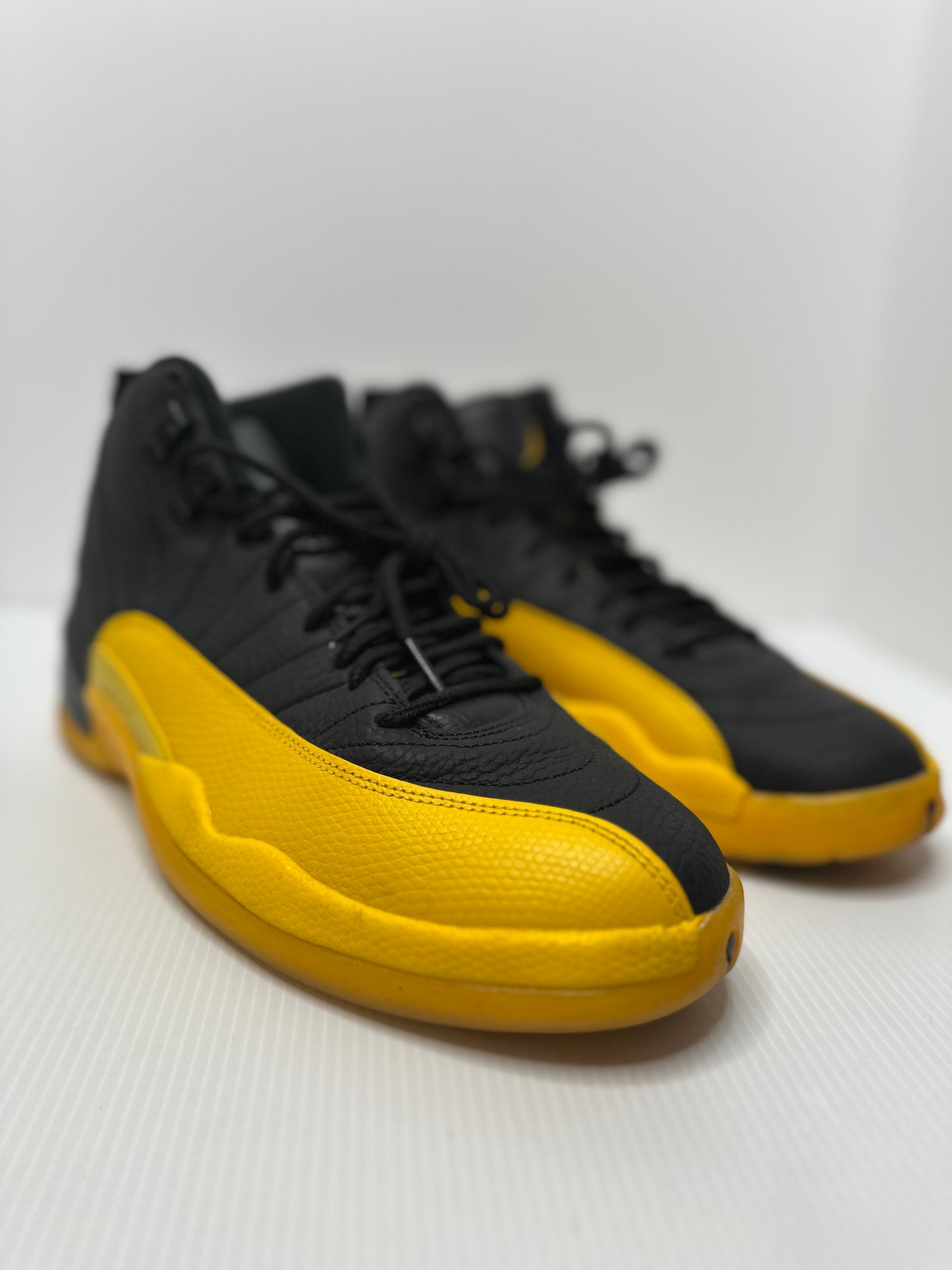 Preowned Jordan 12 Retro Black University Gold