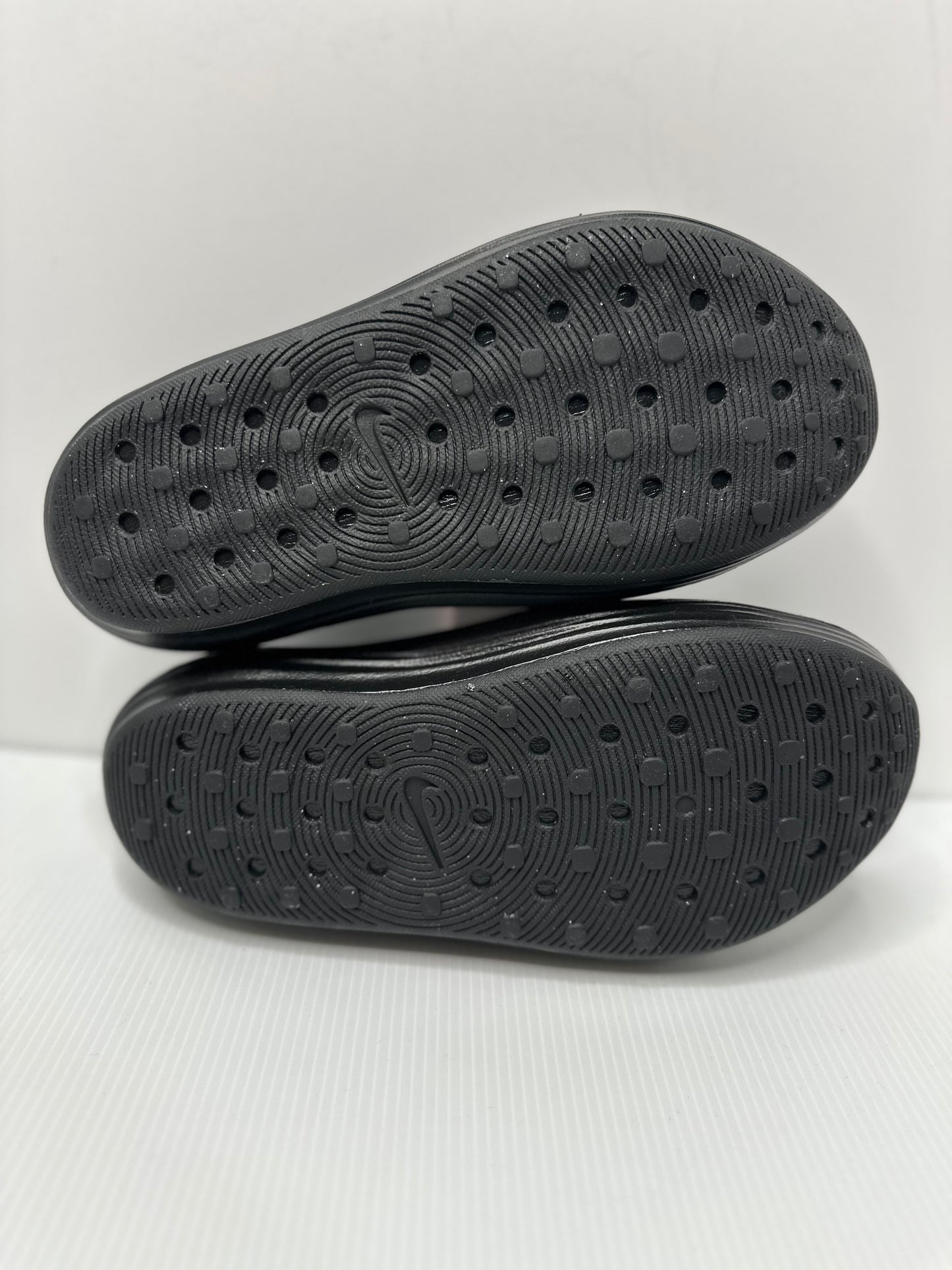 Nike ReactX Rejuven8 - Triple Black