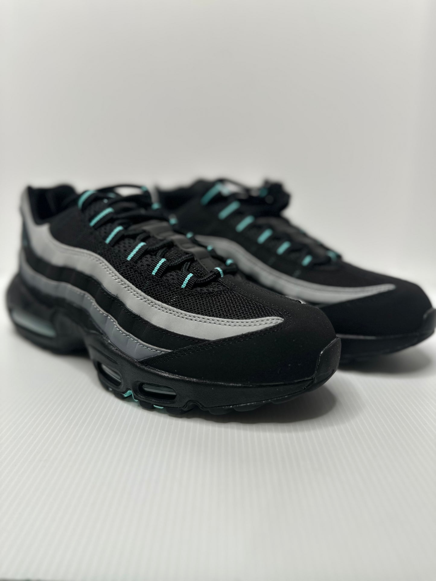Nike Air Max 95 Black Aurora Green