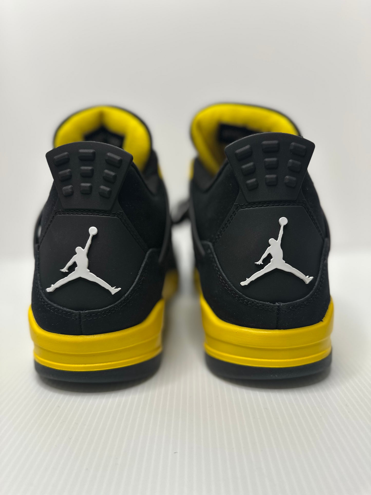 Jordan 4 Retro Yellow Thunder 2023