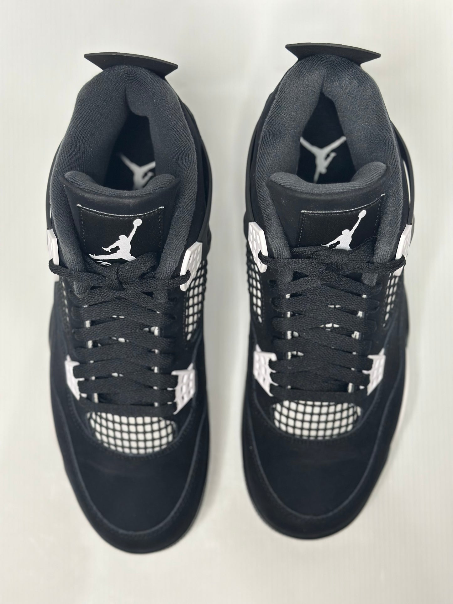 Jordan 4 Retro White Thunder