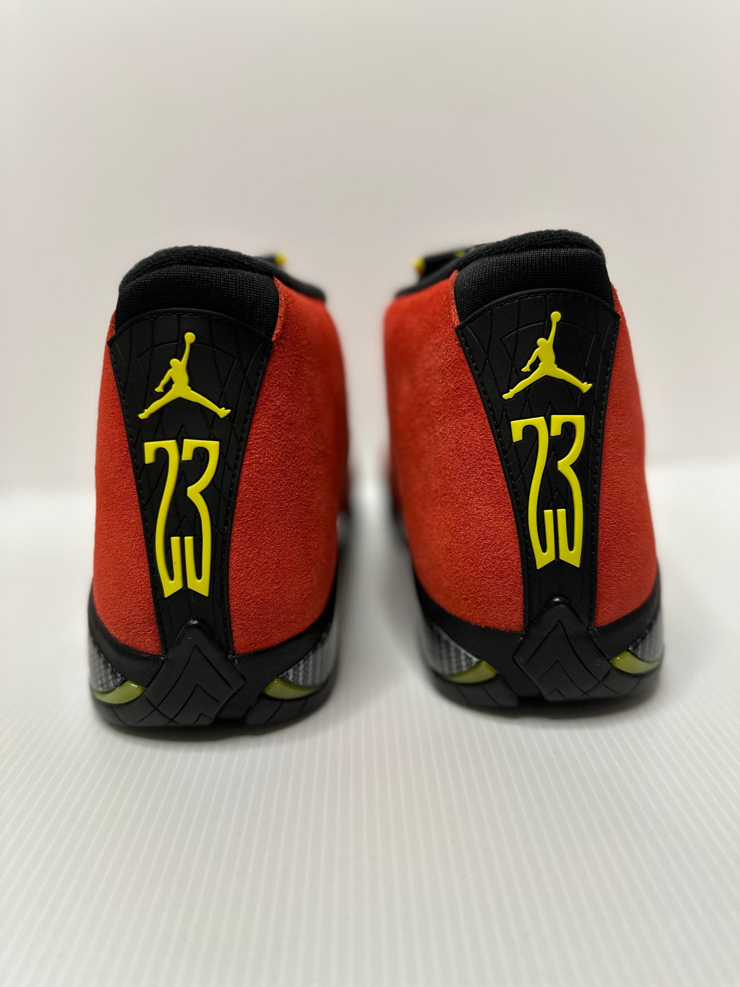Air Jordan 14 Retro 'Ferrari' 2025
