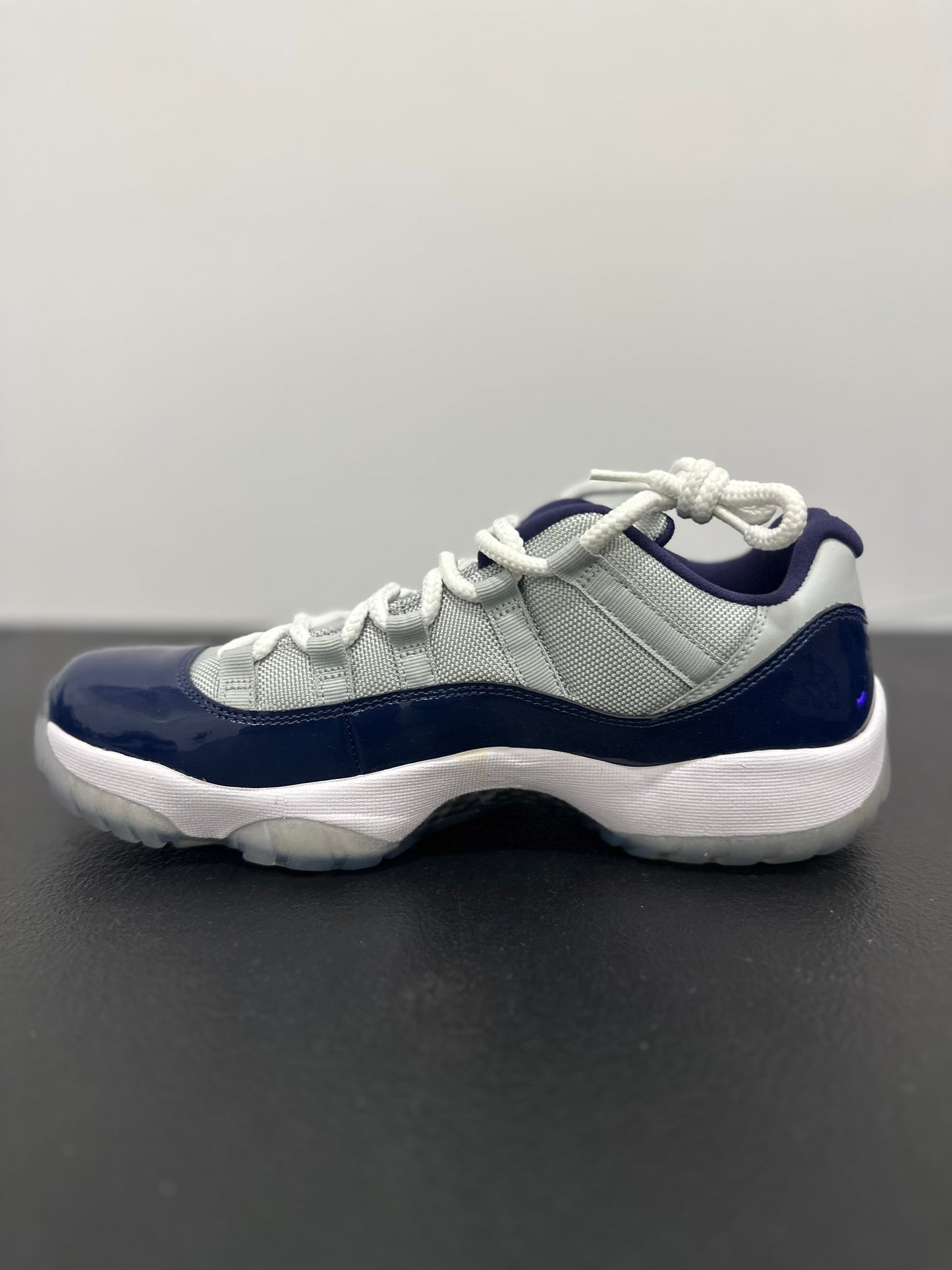 Jordan 11 Retro Low Georgetown
