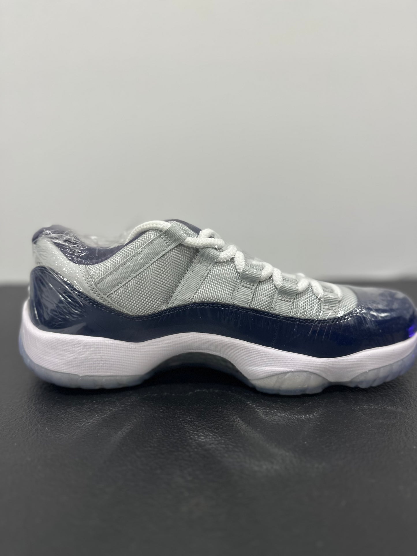 Jordan 11 Retro Low Georgetown