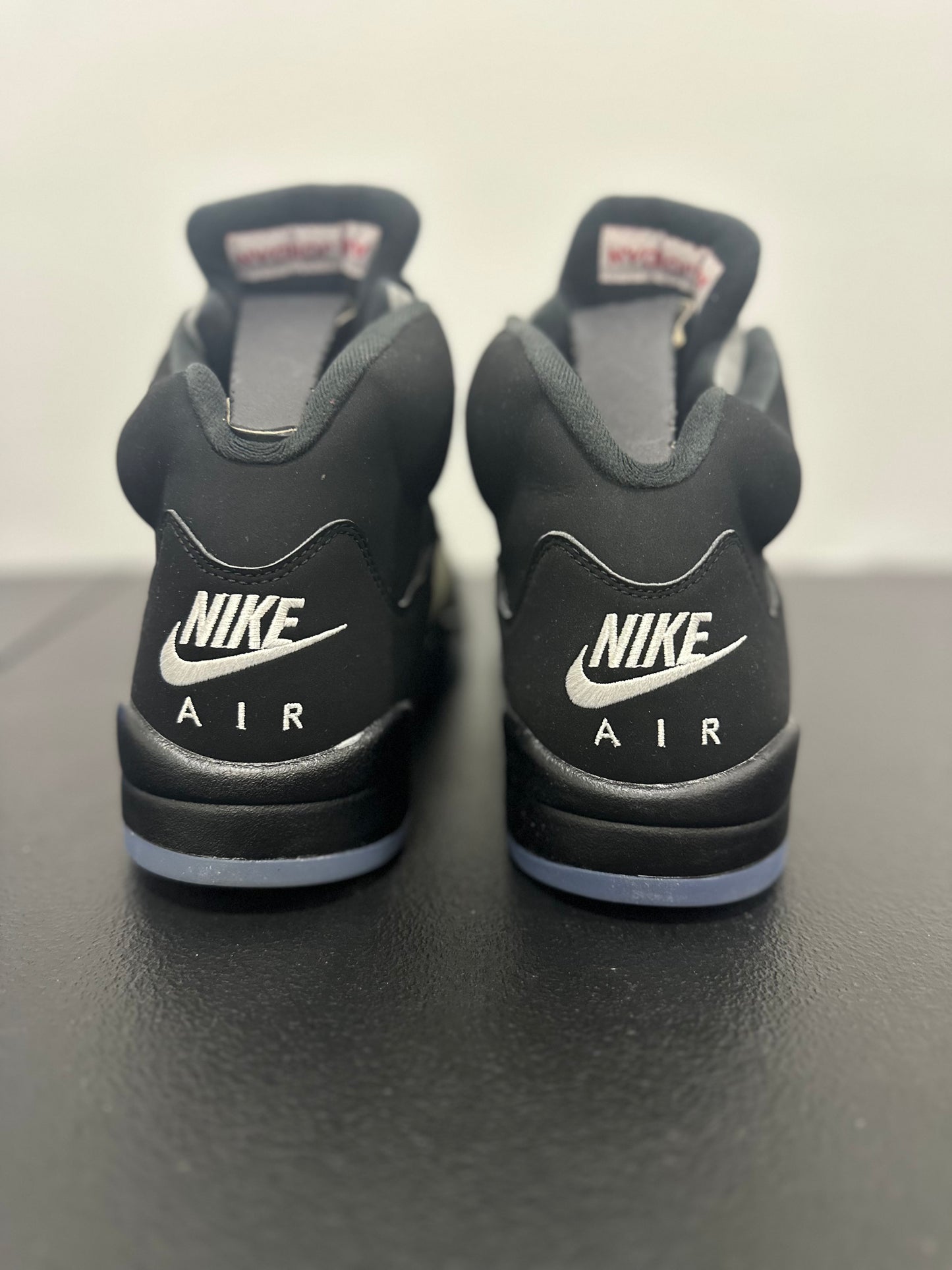 Jordan 5 Retro Black Metallic (2016)