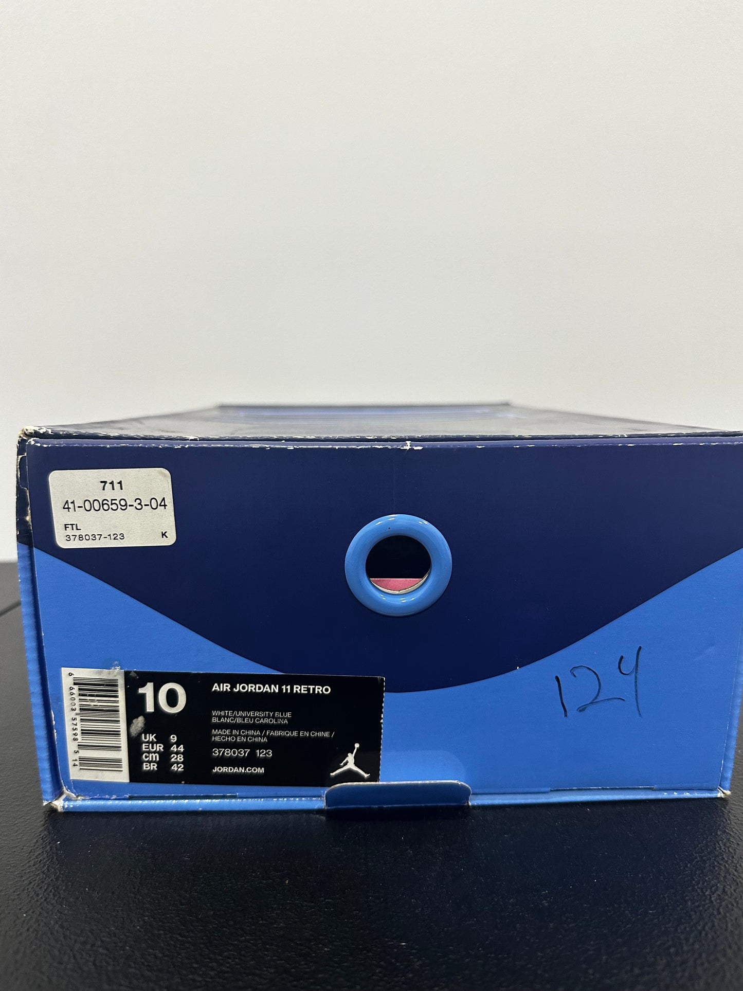 Jordan 11 Retro UNC Win Like 82