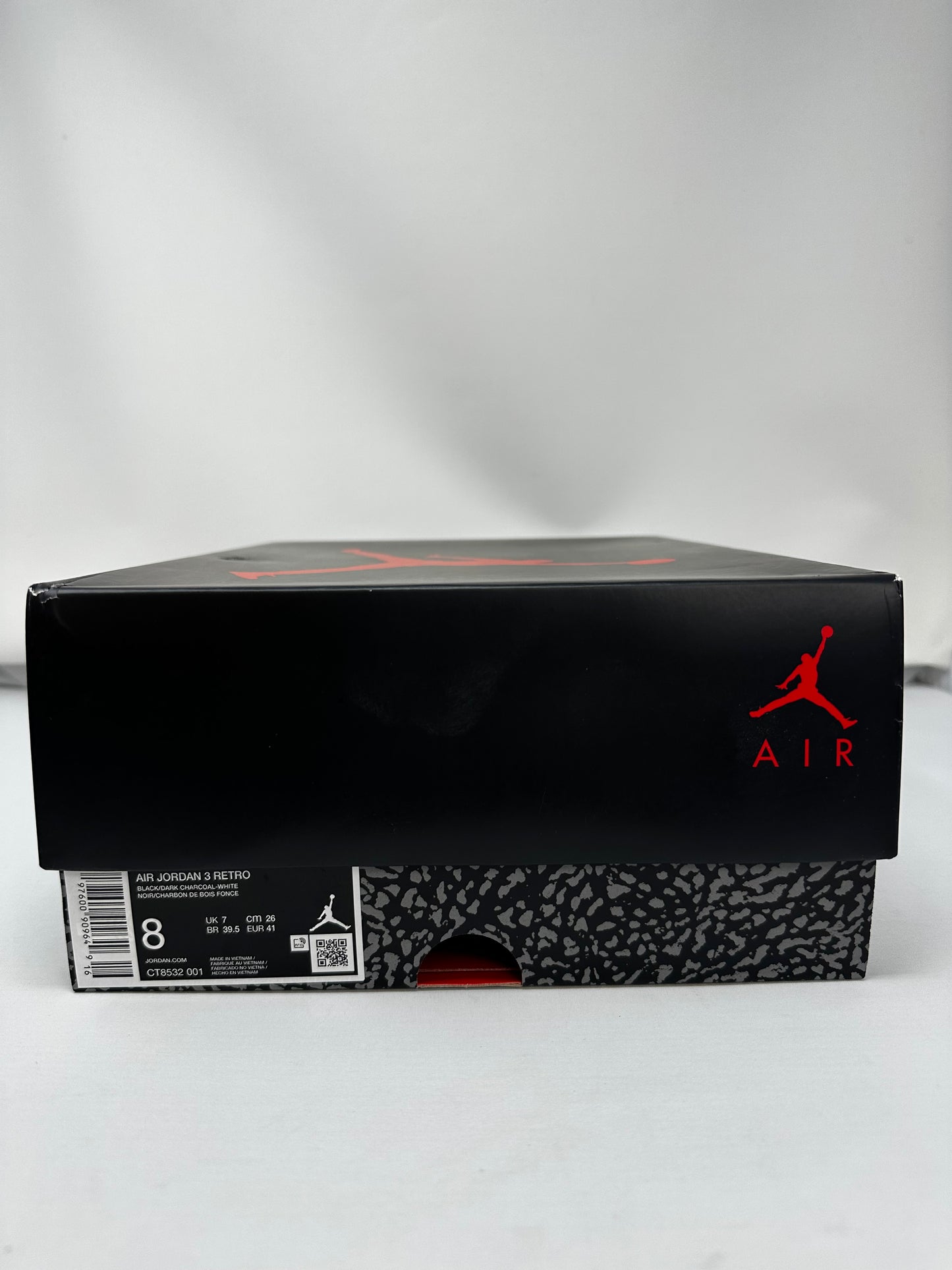 Jordan 3 Retro Black Cat (2025)