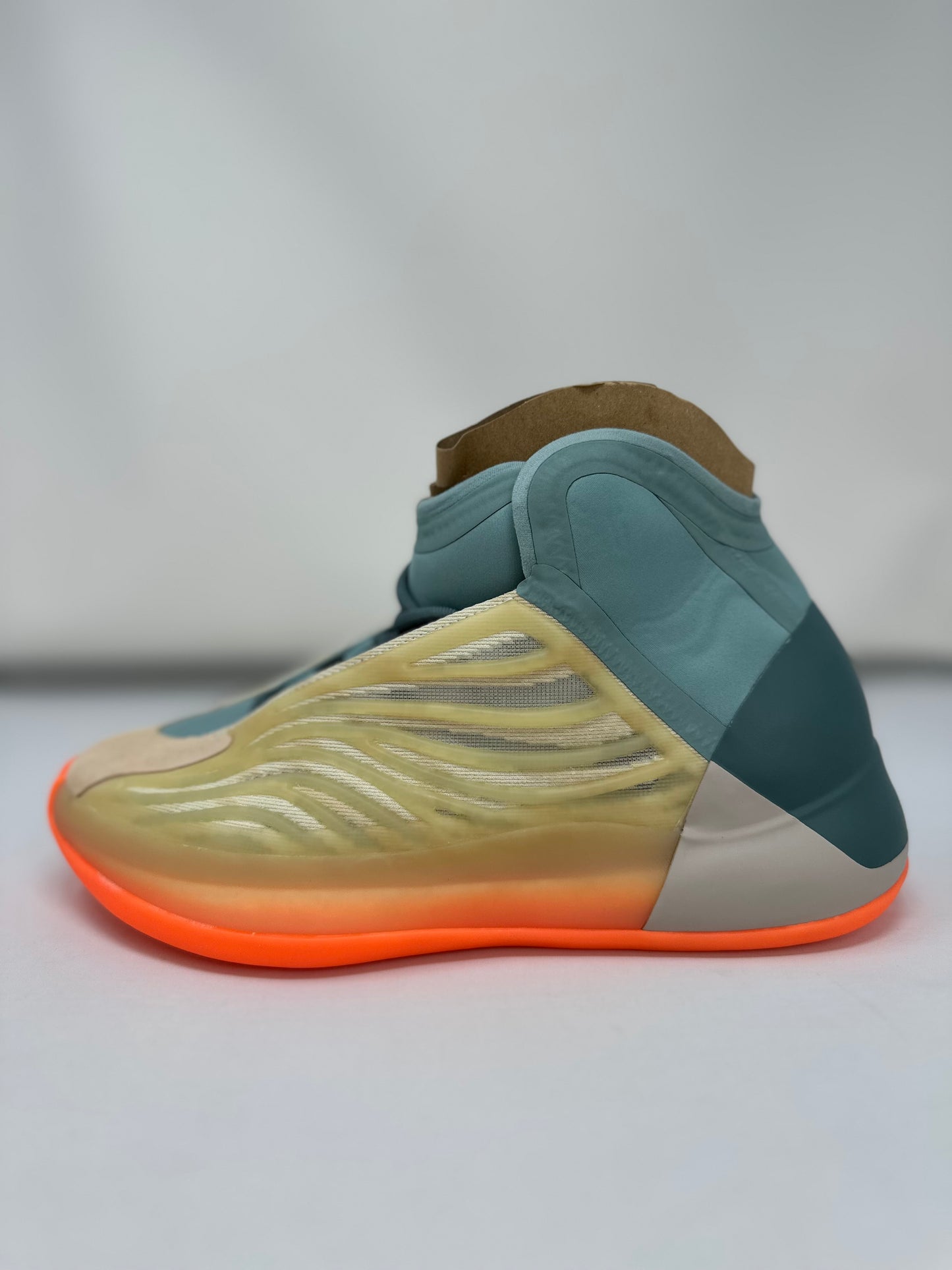 adidas Yeezy QNTM Hi-Res Coral
