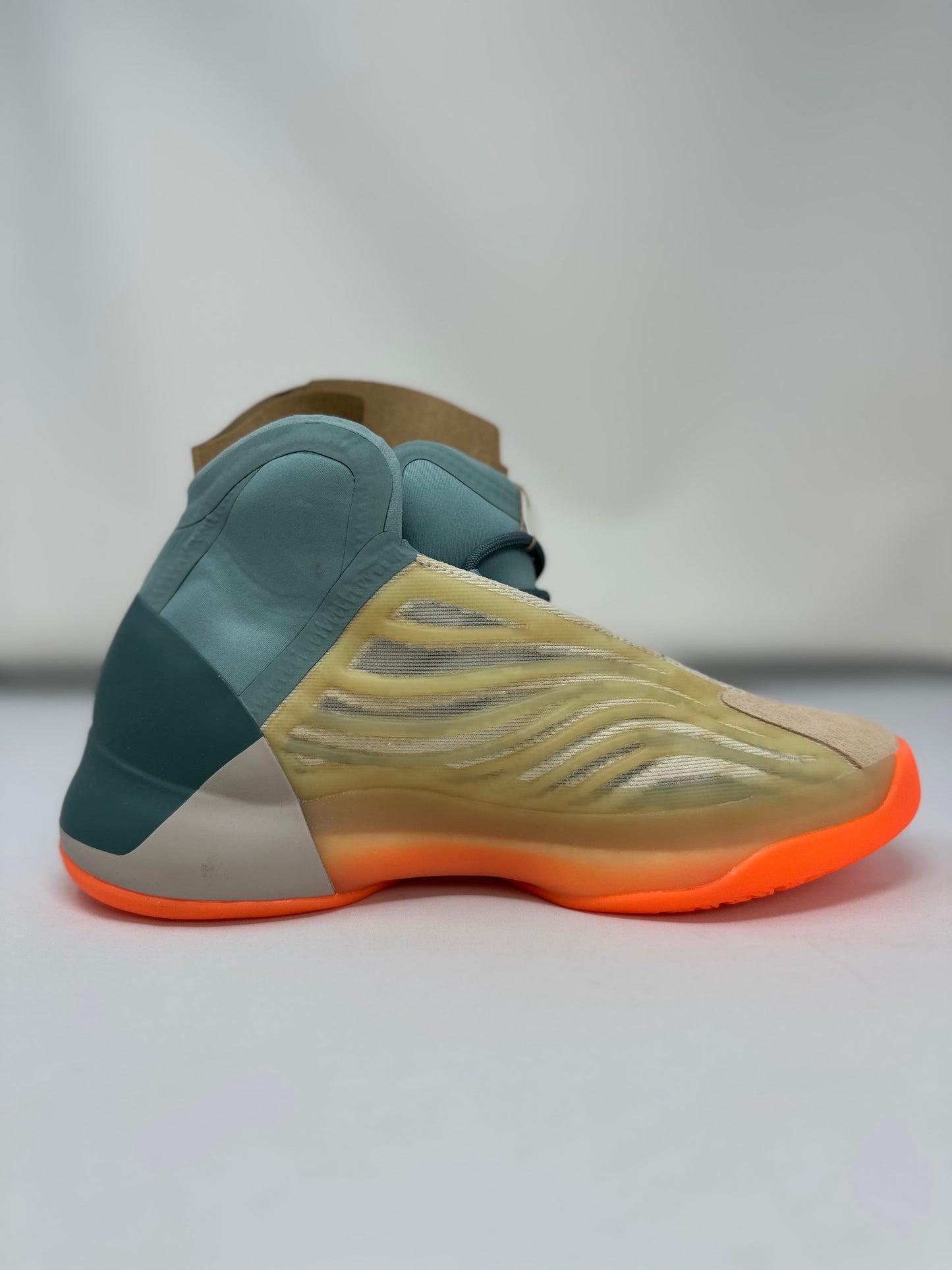 adidas Yeezy QNTM Hi-Res Coral