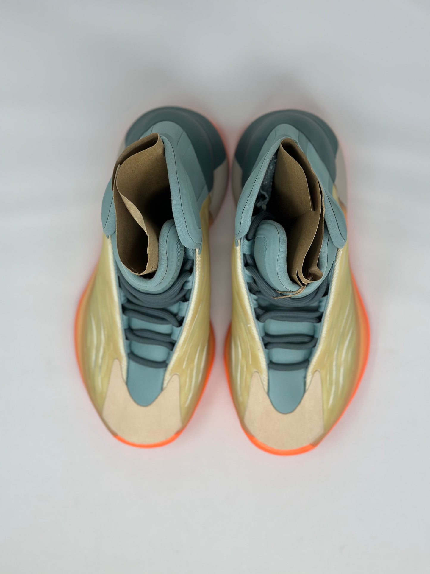 adidas Yeezy QNTM Hi-Res Coral