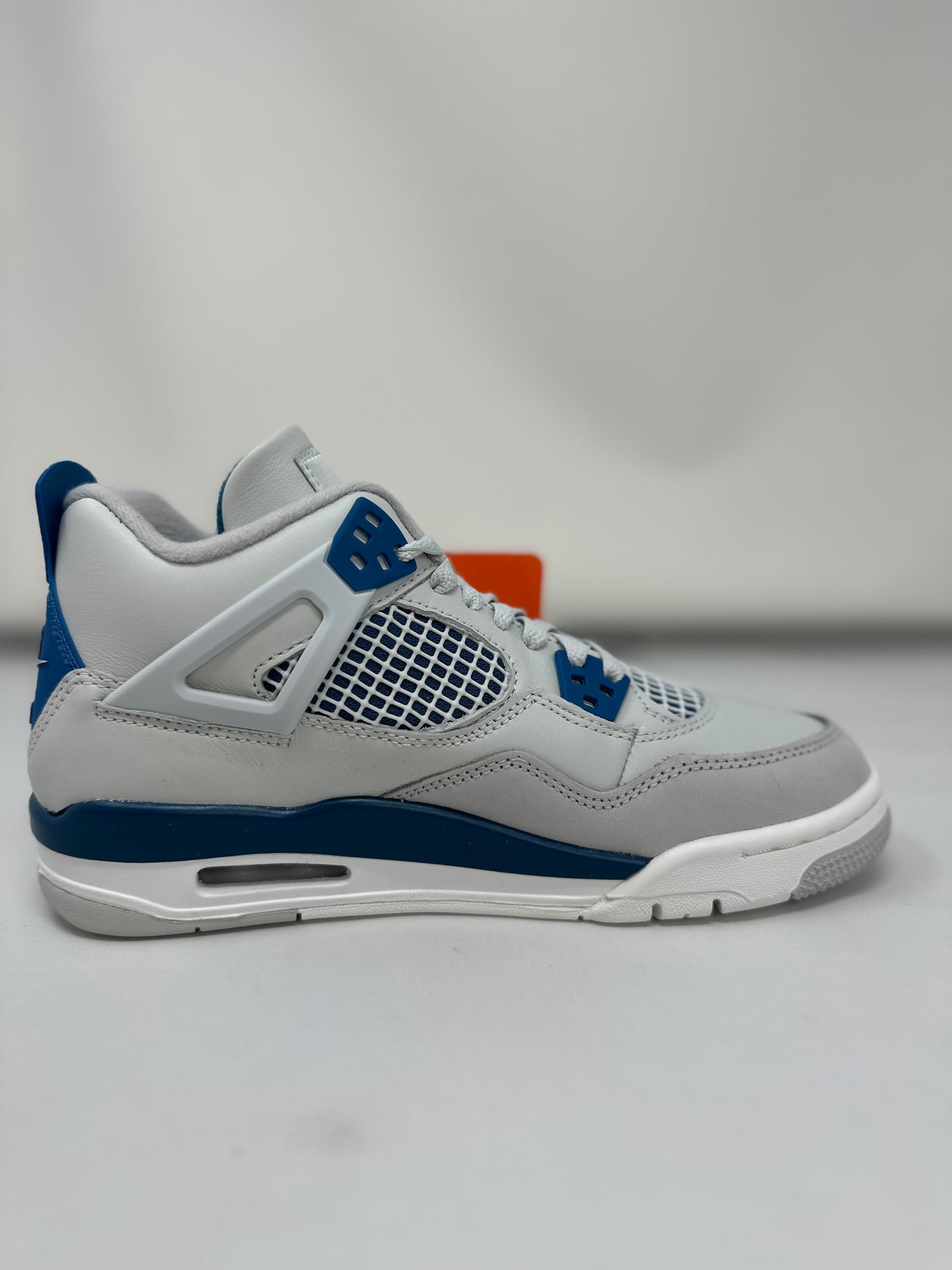 Jordan 4 Retro Military Blue (2024)