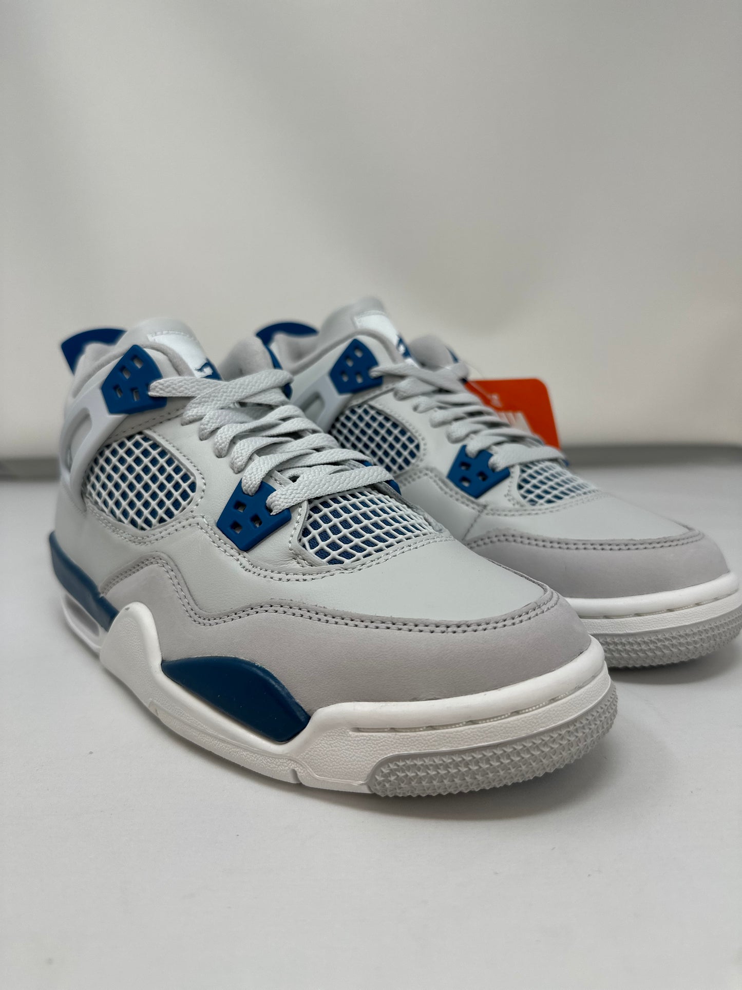 Jordan 4 Retro Military Blue (2024)