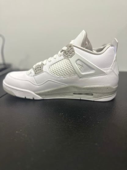 Jordan 4 Retro White Oreo (2021)
