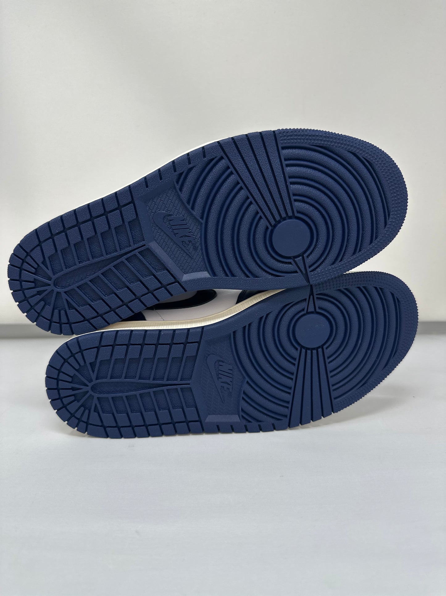 Jordan 1 Retro High OG Midnight Navy