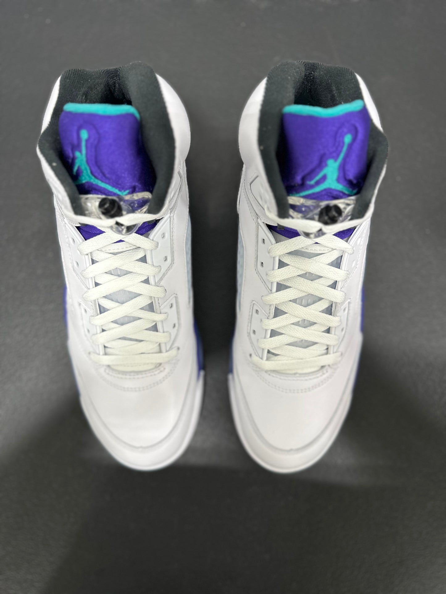 Jordan 5 Retro Grape (2025)