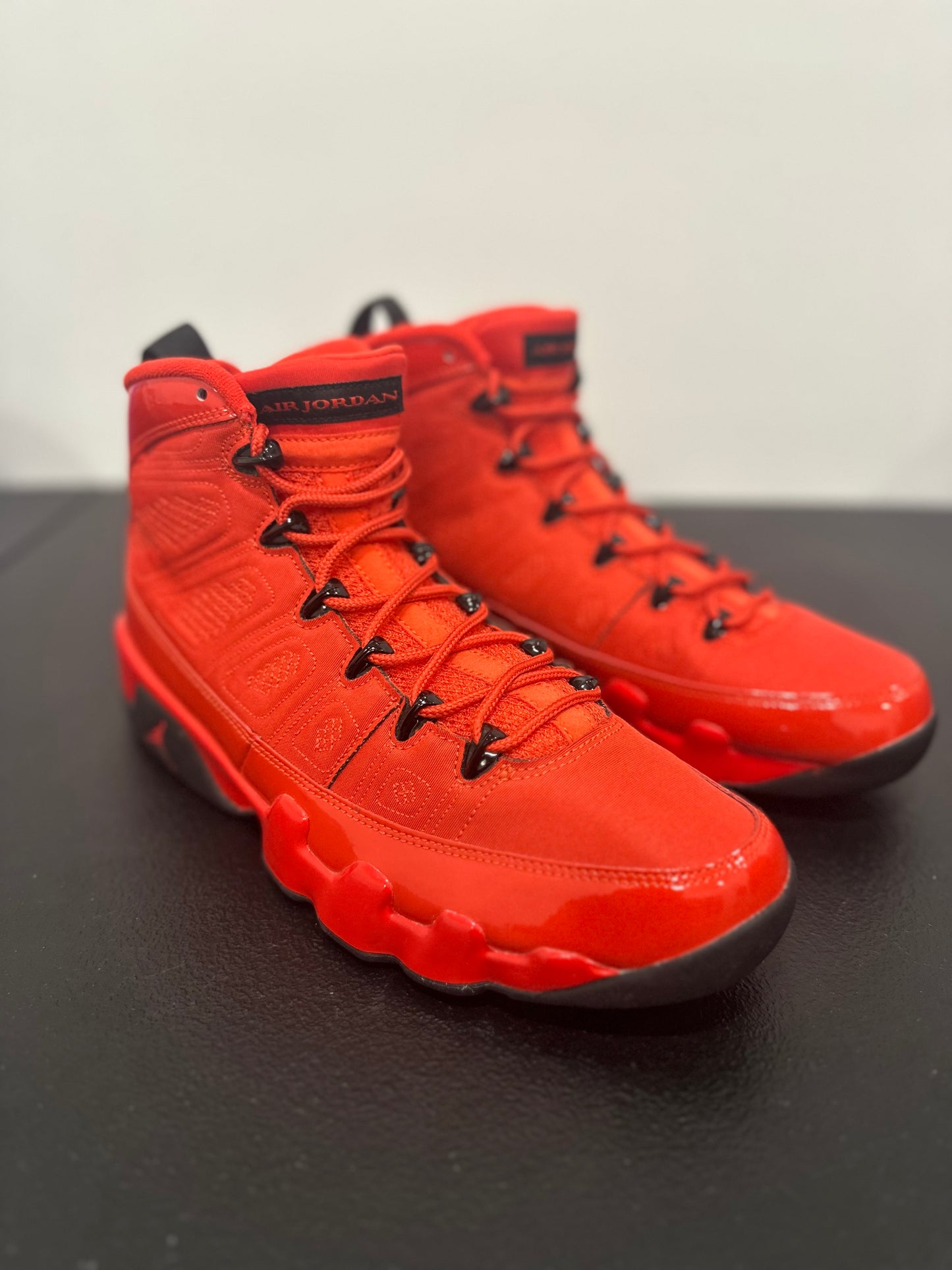 Jordan 9 Retro Chile Red