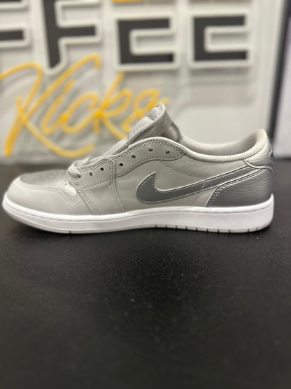 Jordan 1 Low OG Metallic Silver