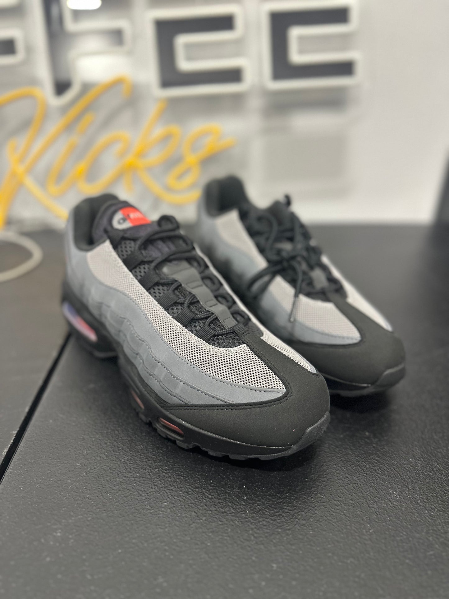 Nike Air Max 95 OG Big Bubble Bright Crimson