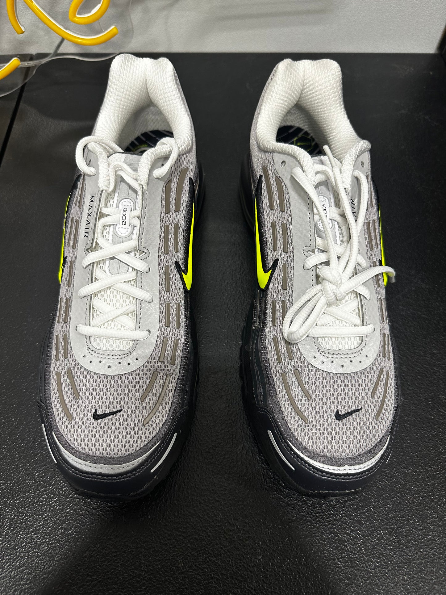Nike Air Max TL 2.5 Neon
