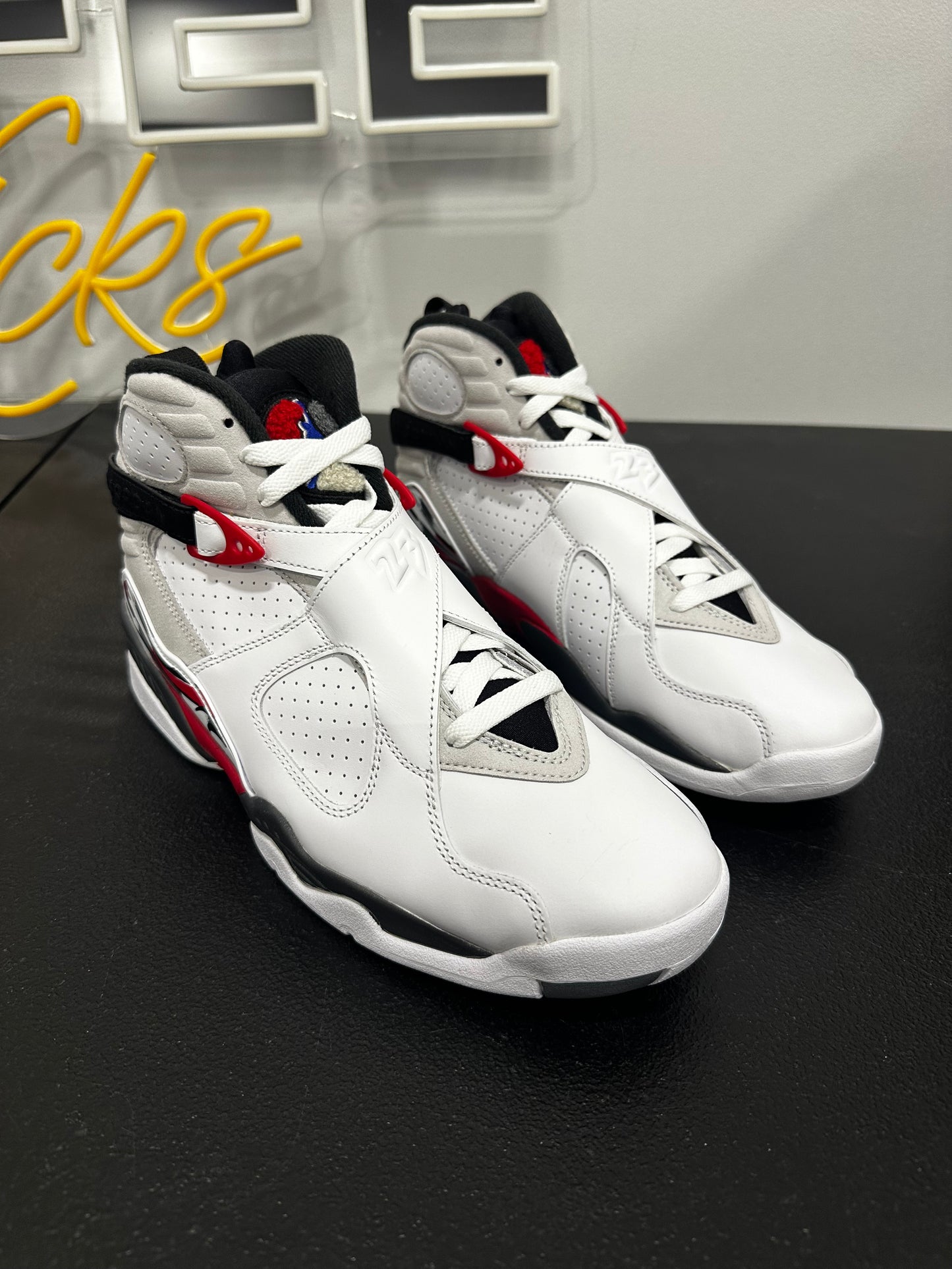 Jordan 8 Retro Bunny (2025)