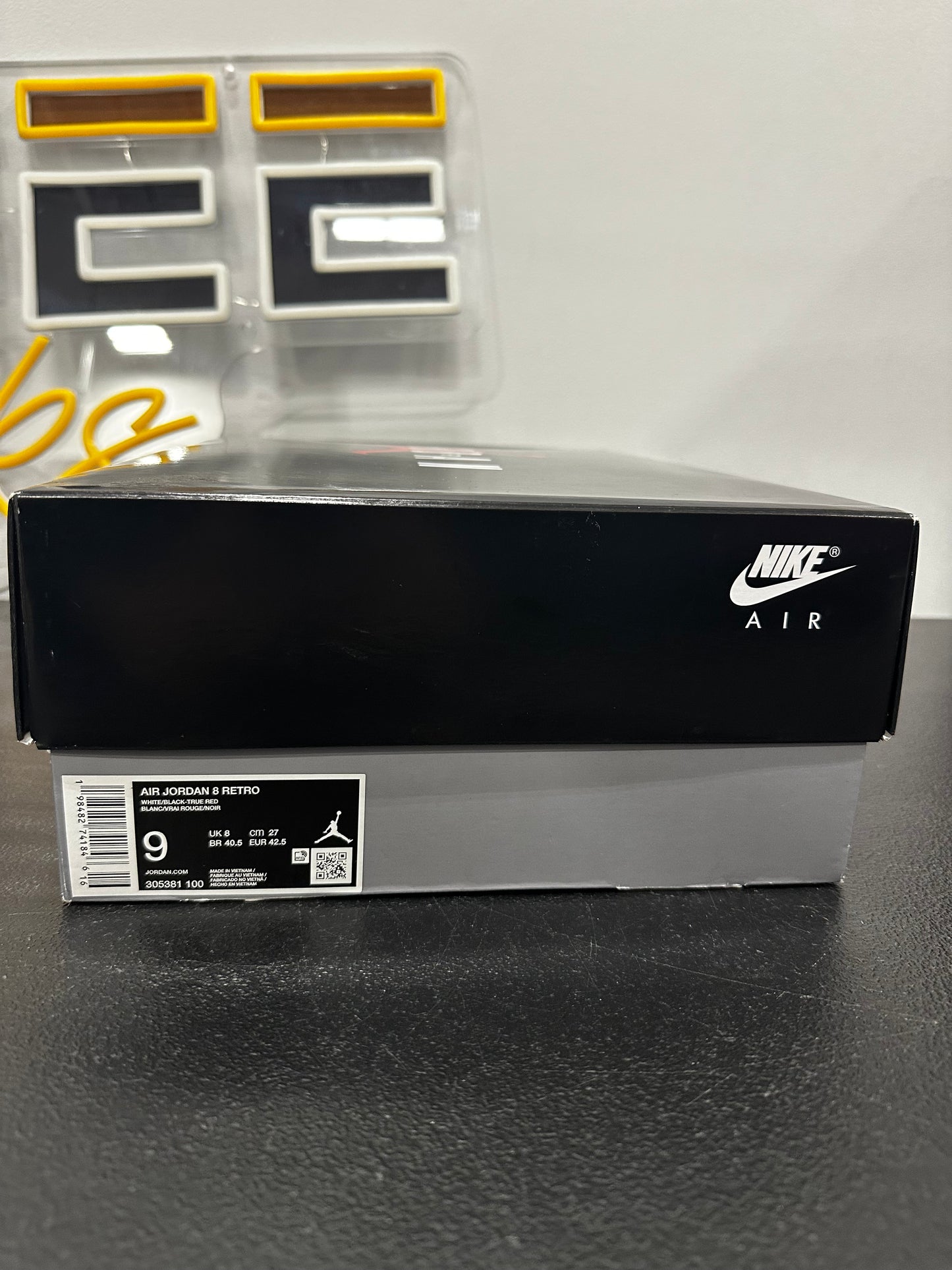 Jordan 8 Retro Bunny (2025)