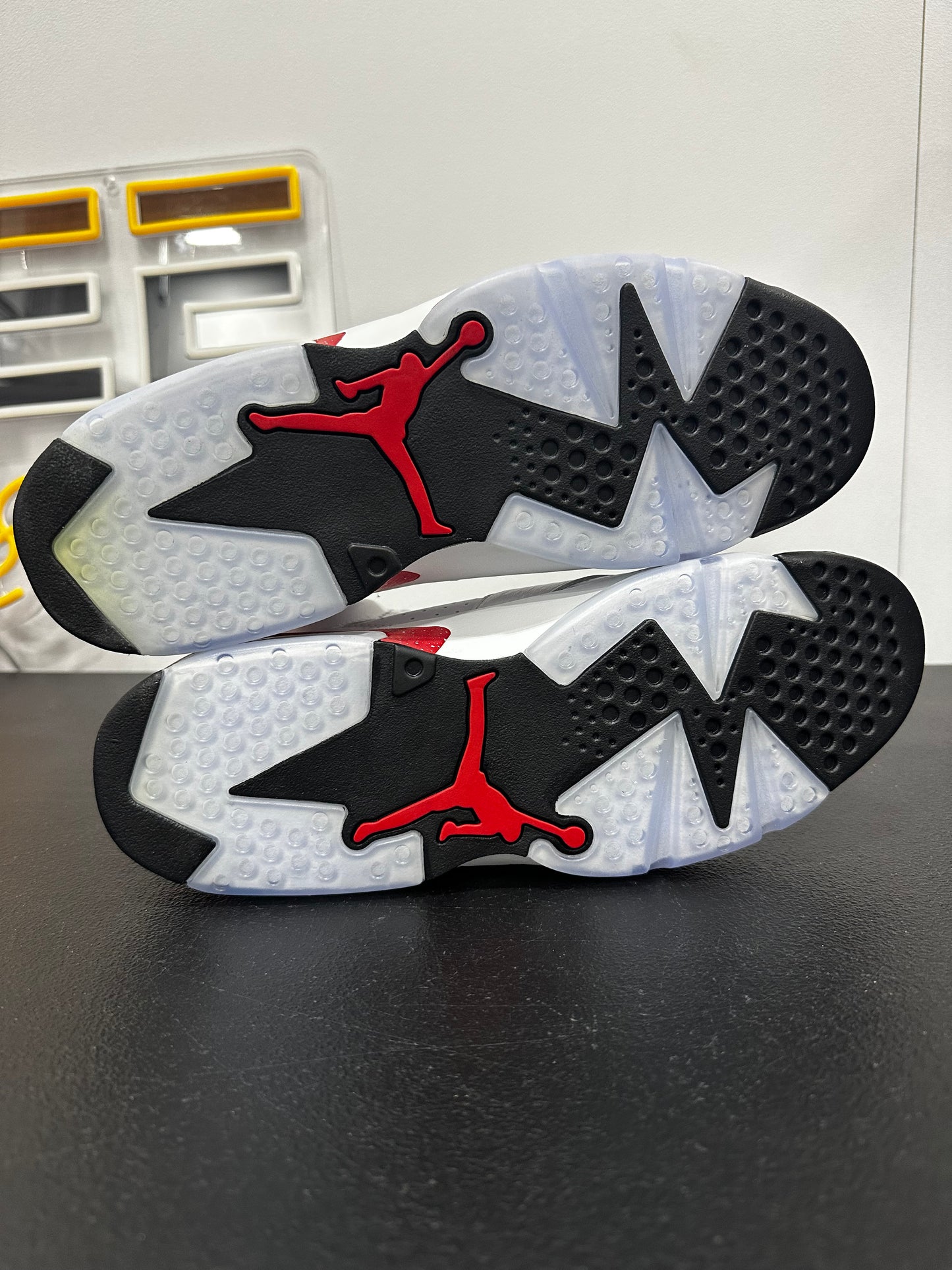 Jordan 6 Retro Red Oreo