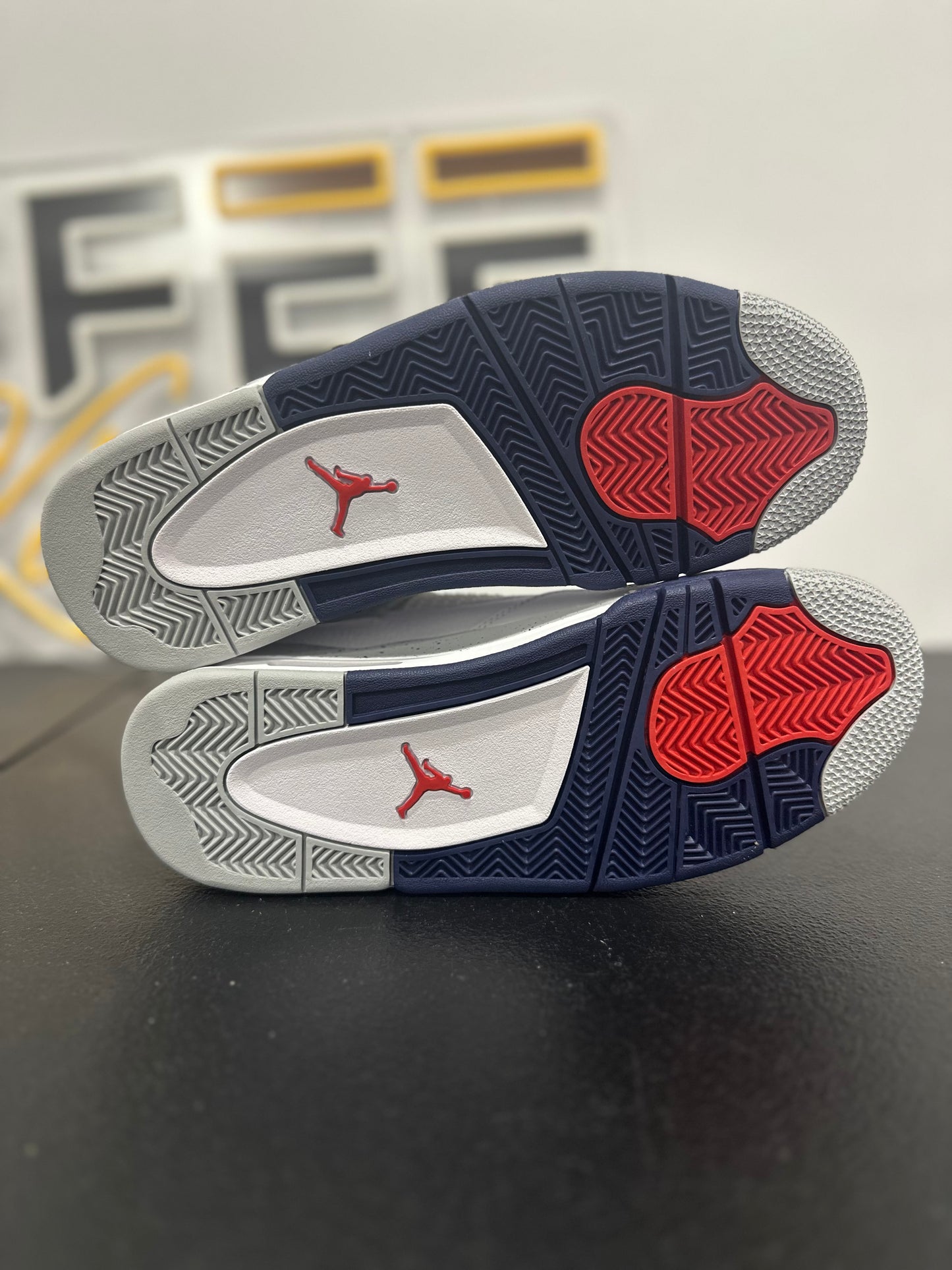 Jordan 4 Retro Midnight Navy