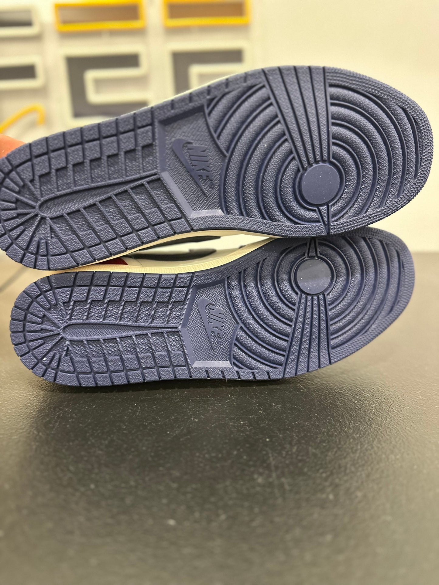 Jordan 1 Retro Low OG Howard