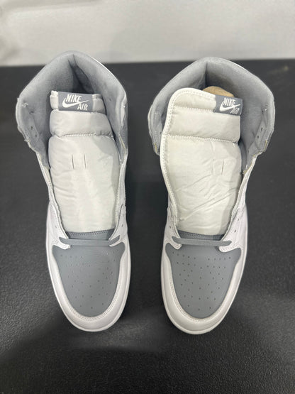 Jordan 1 Retro High OG Stealth