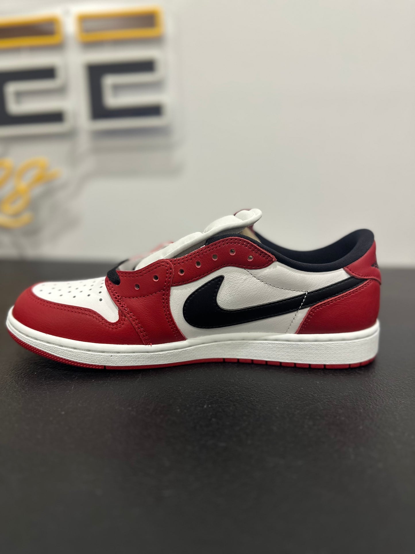 Jordan 1 Retro Low OG Chicago (2025)