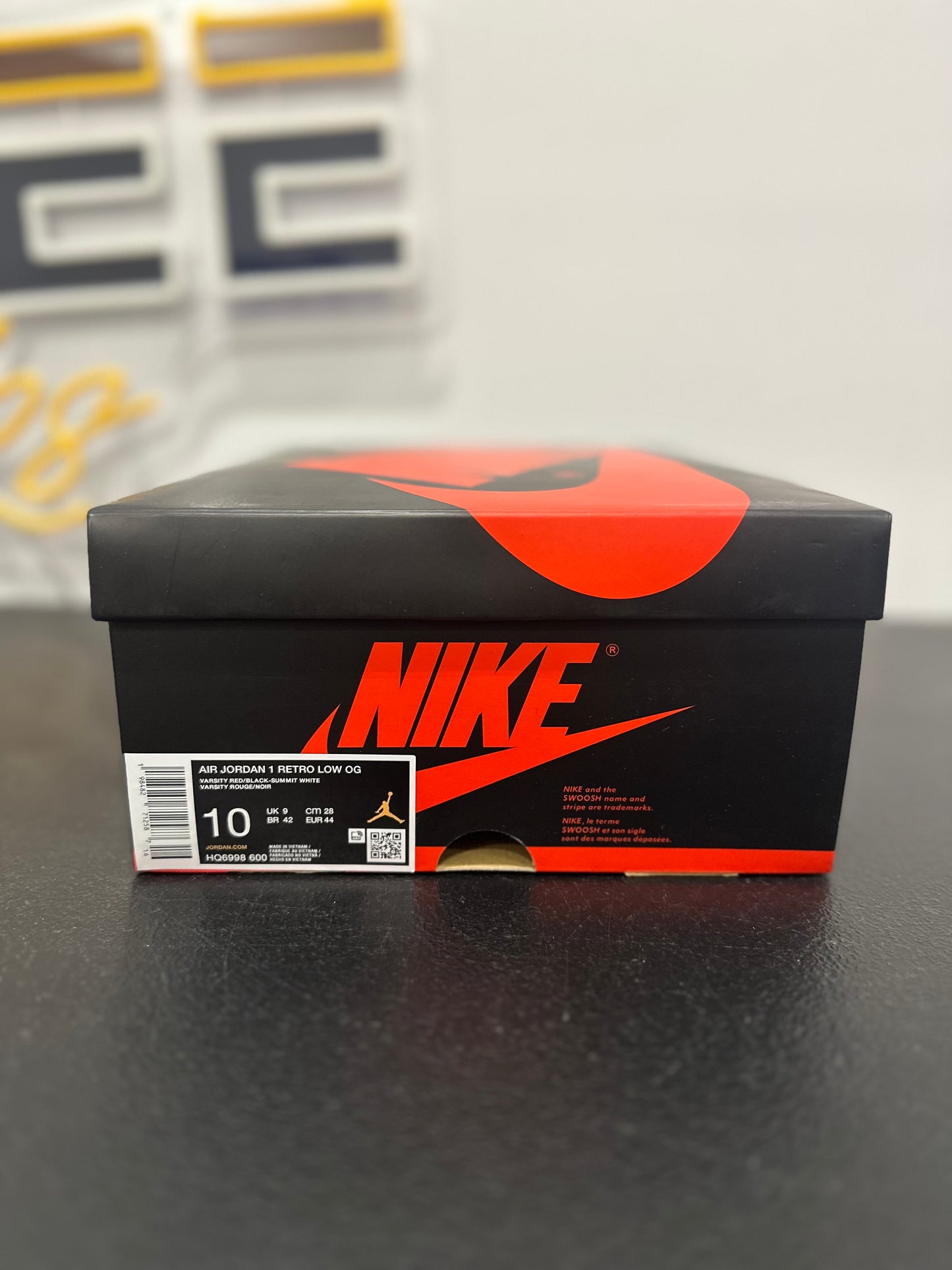 Jordan 1 Retro Low OG Chicago (2025)