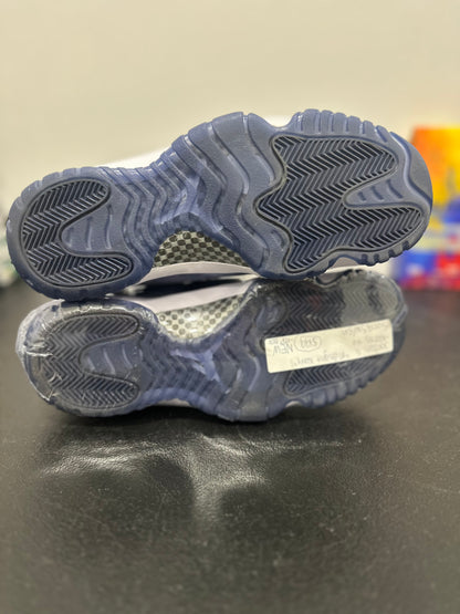 Jordan 11 Retro Midnight Navy (Women's)