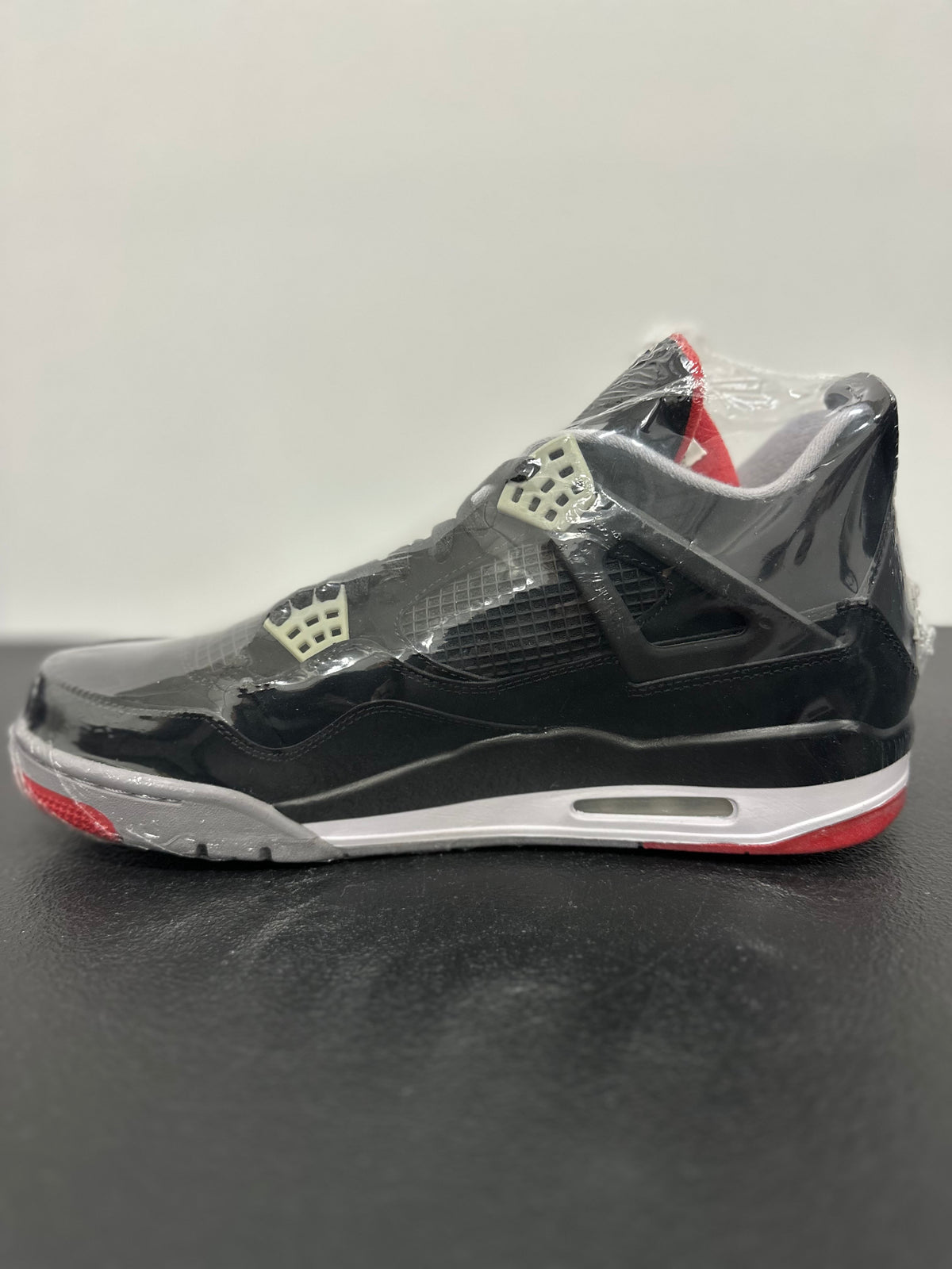Air Jordan 4 Retro 'Bred (2012)
