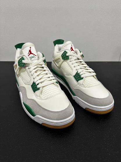 Jordan 4 Retro SB Pine Green