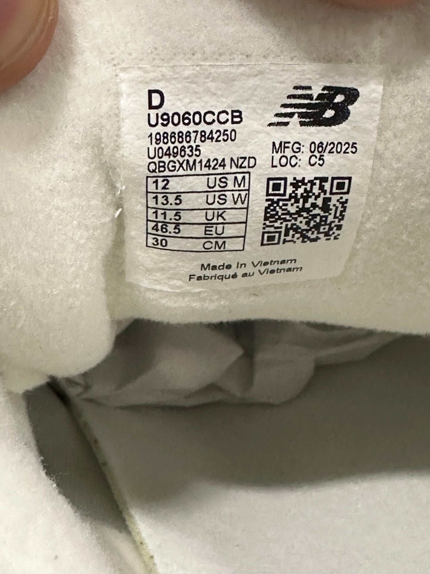 New Balance 9060 Bisque Sea Salt