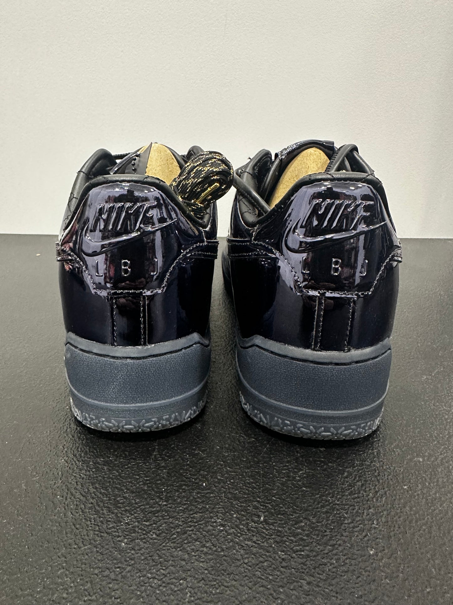 Nike Air Force 1 Low LeBron James Black Patent