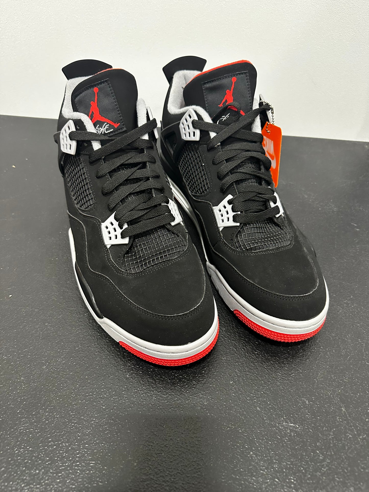 Jordan 4 Retro Bred (2019)