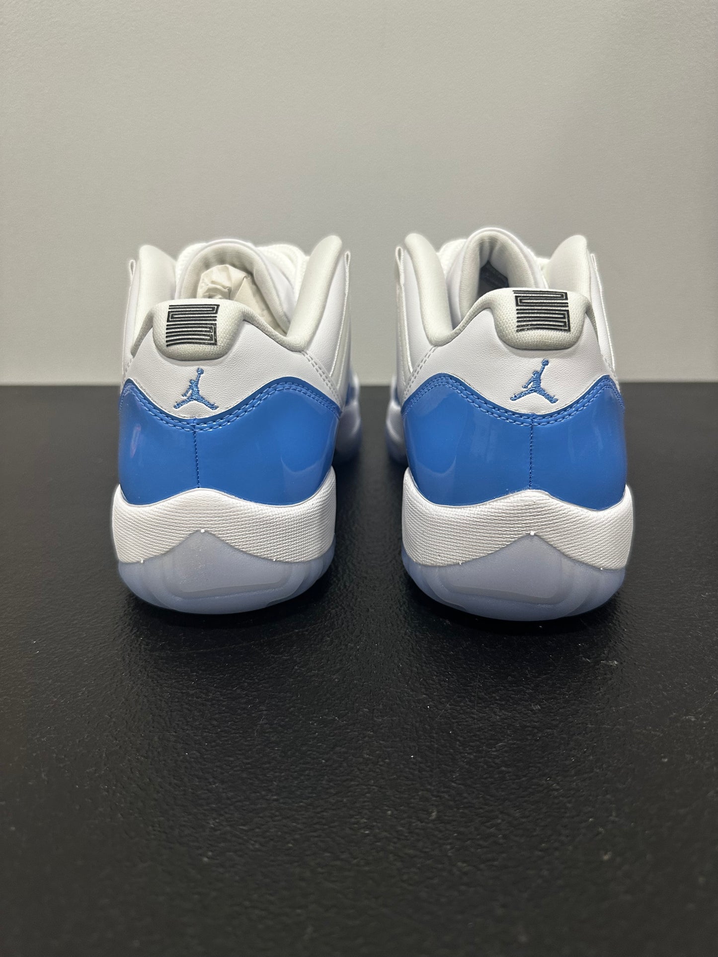 Jordan 11 Retro Low University Blue (2026)