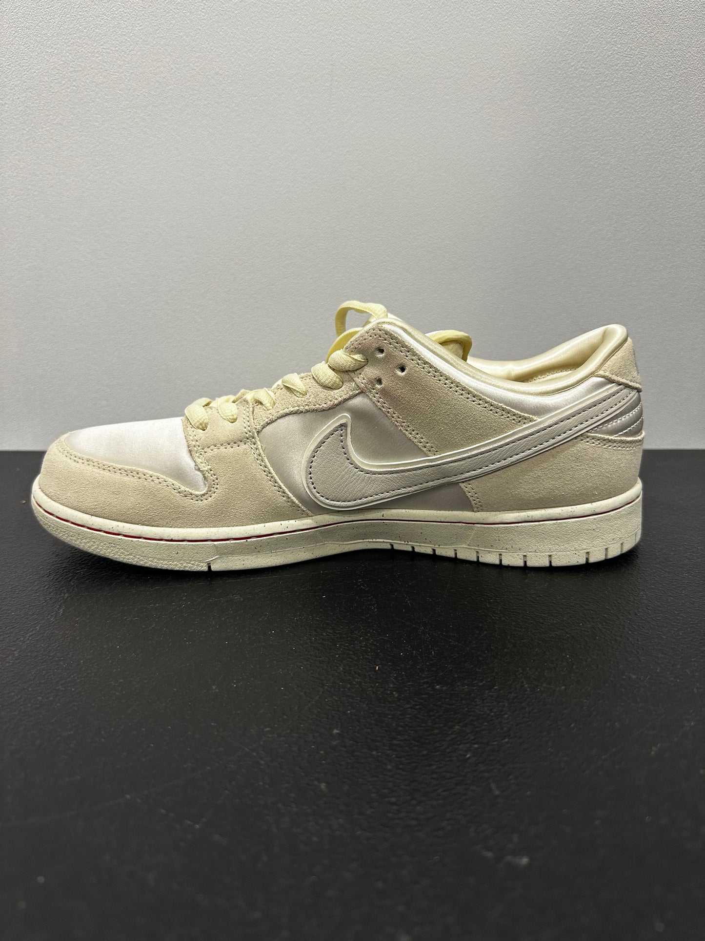 Nike SB Dunk Low City of Love Light Bone